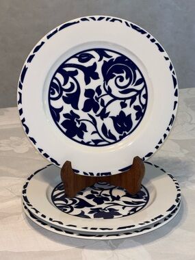 SASAKI Damask Blue & White Salad Plates